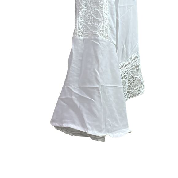 Exquisite Semi-Sheer Tunic Top Lace Bell Sleeves V-Neck White - Picture 5 of 13